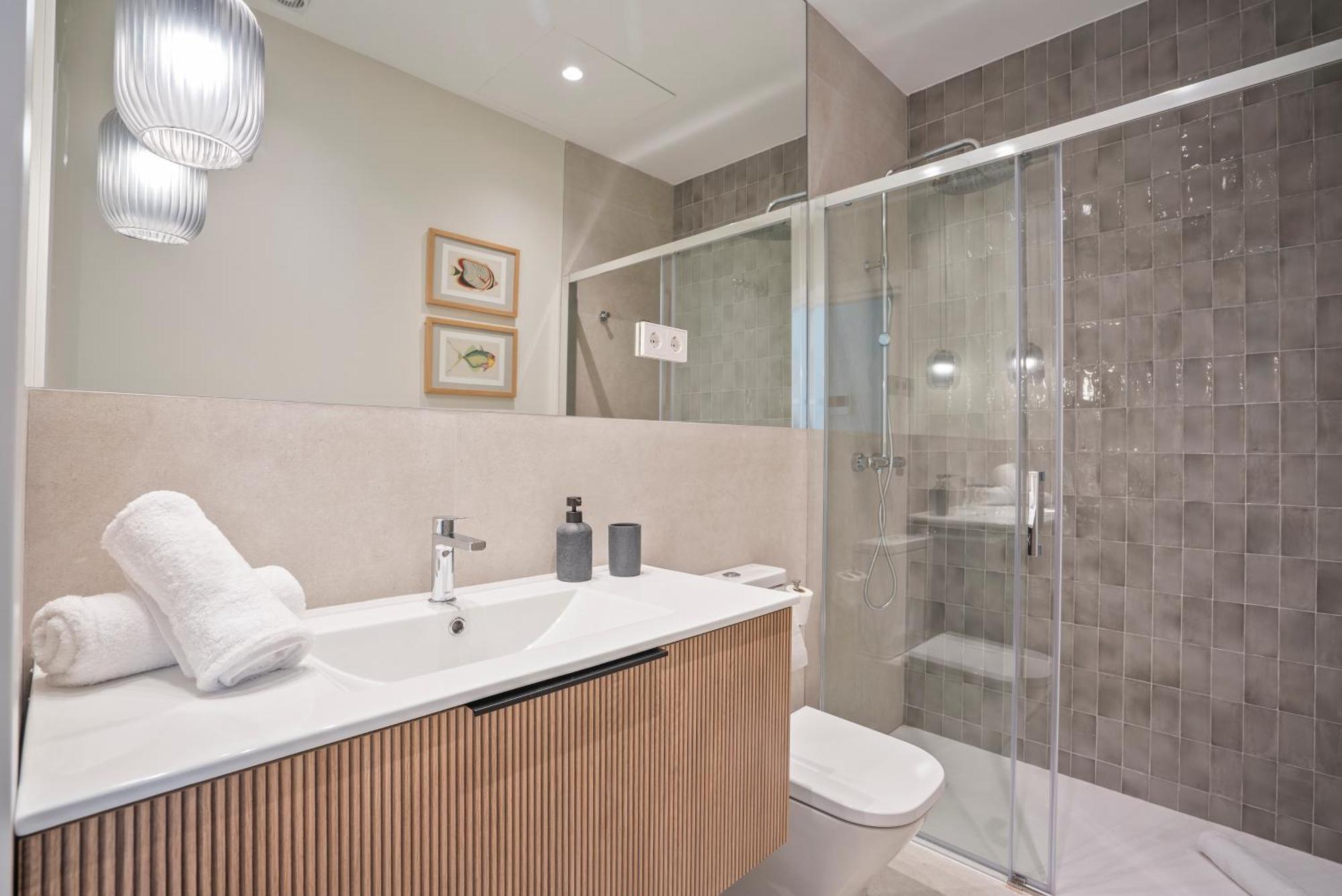 Sitges Spaces Garden Condo-2 Bedrooms, 2 Bathrooms, Garden Terrace, Near Center, Sleeps Up To 6- Monthly Rentals Only Экстерьер фото